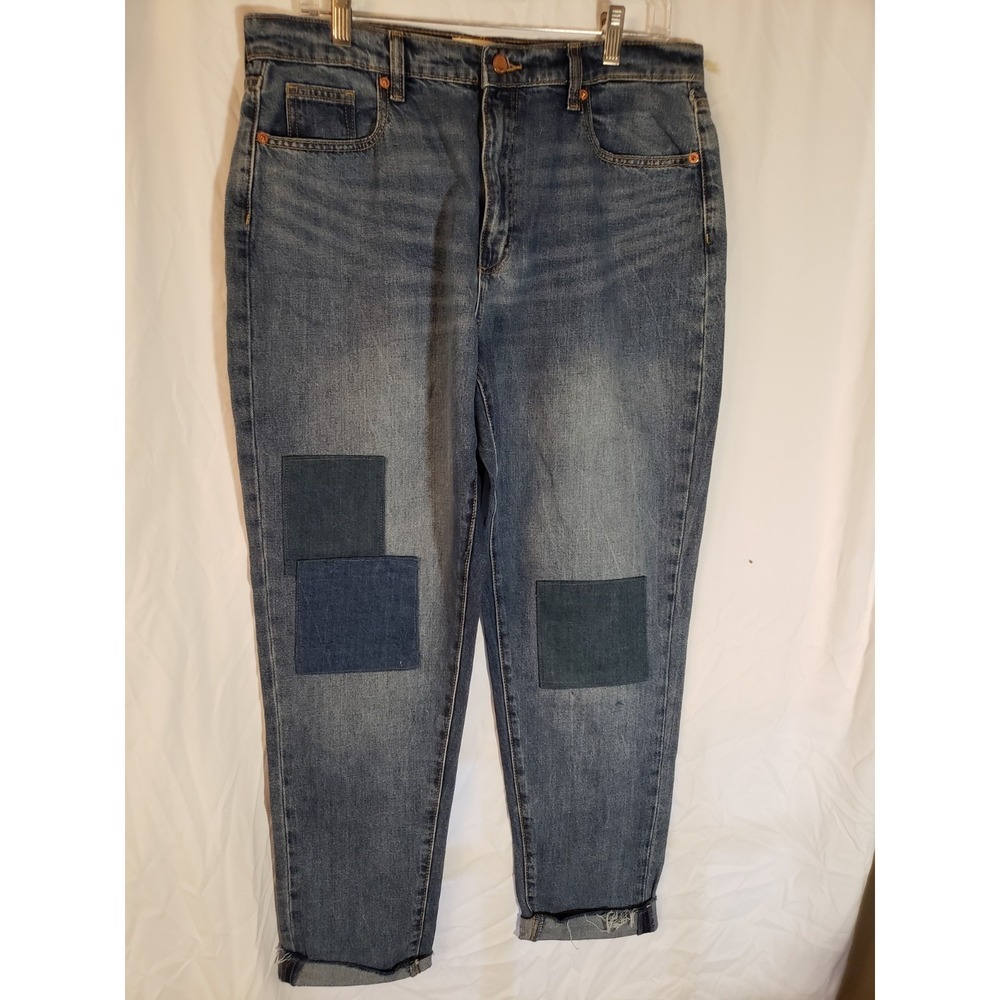 Women's Universal Threads Boyfriend Jeans Size 8
